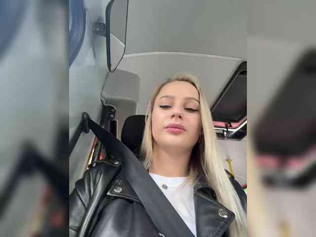 _Katrinka_'s chat room