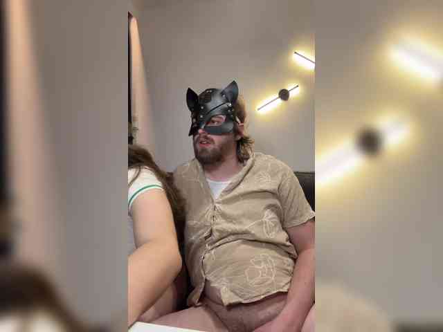 sexysecret69's chat room