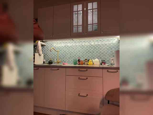 -SATIVA-'s chat room