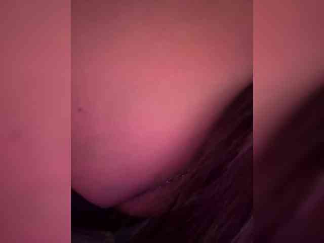VIP17CoupleDream's chat room
