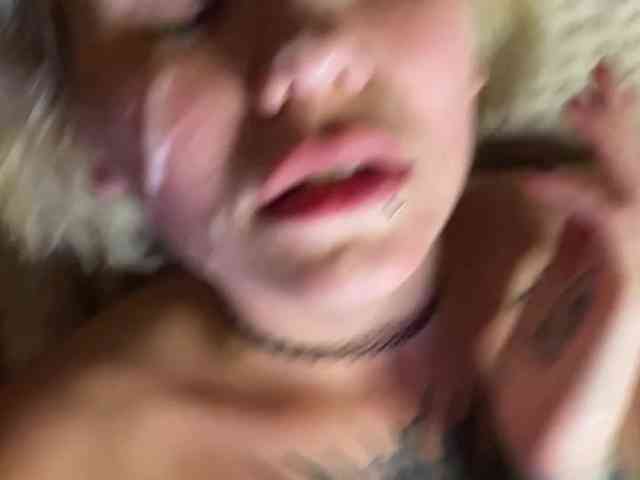 naughtylayla66's chat room