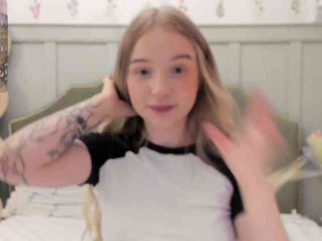 MimiMila's chat room