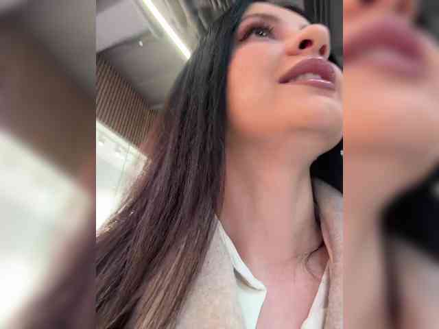 EvaRoughe's chat room