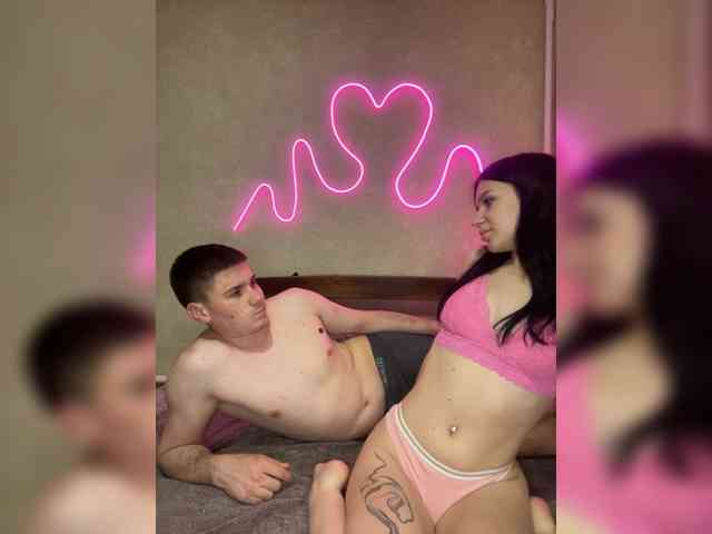 LeoCouple's chat room