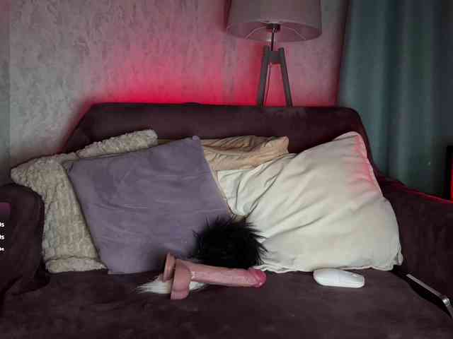 PinkFoxya's chat room