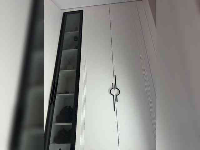 Adel9's chat room