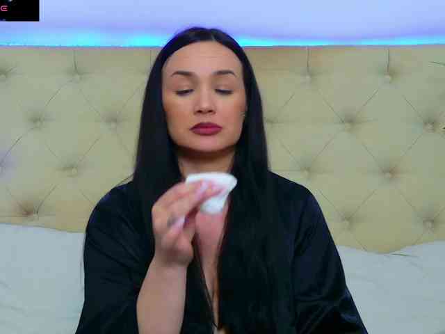 DaliyaArabian's chat room