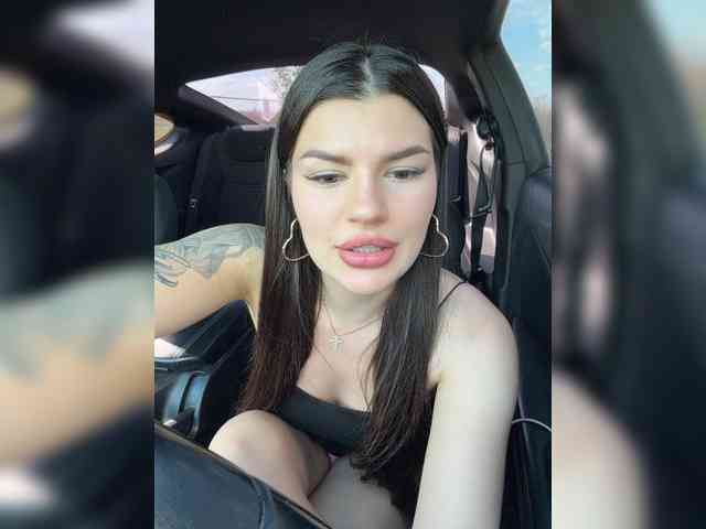 -MaybeBaby-'s chat room