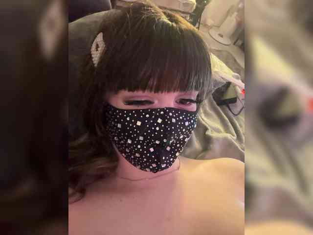 WetKitty's chat room