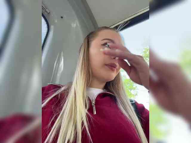 _Katrinka_'s chat room