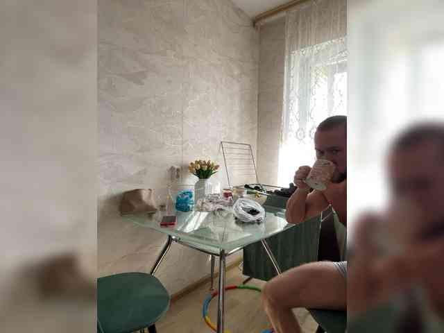 RUS577643's chat room
