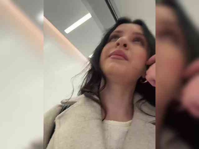 EvaRoughe's chat room