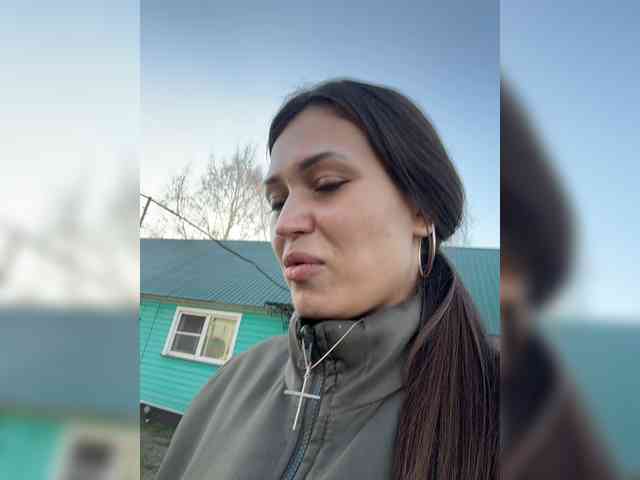 Anutka-chocolatee's chat room