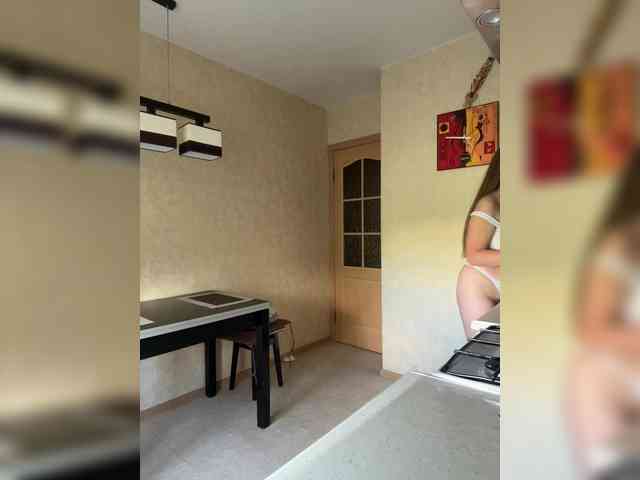 LolaSexxx's chat room