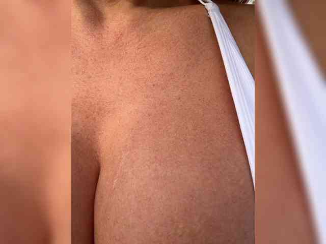 OrgazMia's chat room