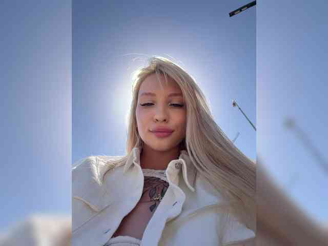 Cristi-Candy's chat room