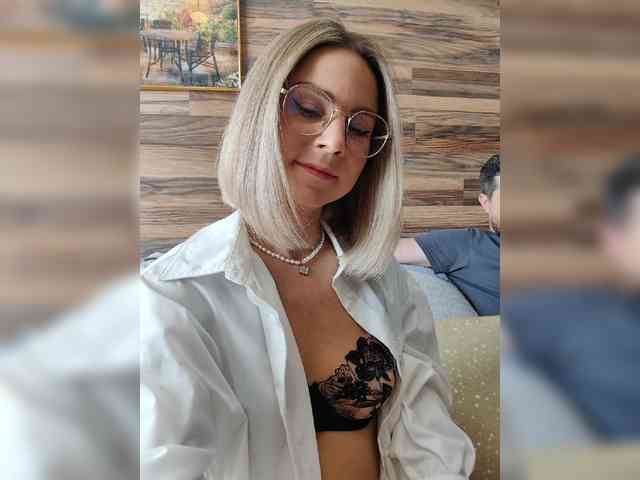 Zhenya-and-Vasilisa's chat room