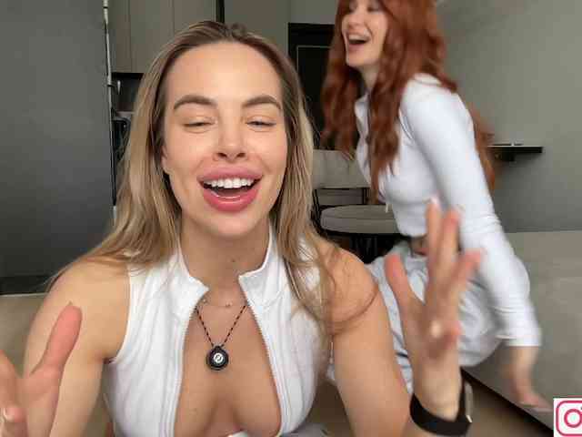diffgirls1-1's chat room