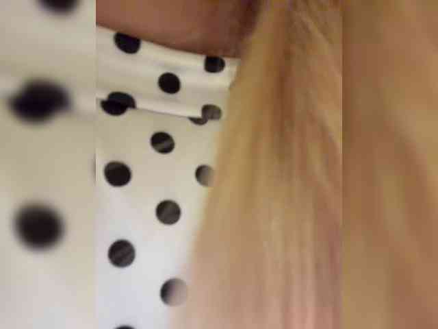 Cristi-Candy's chat room