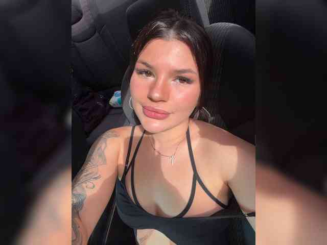 -MaybeBaby-'s chat room