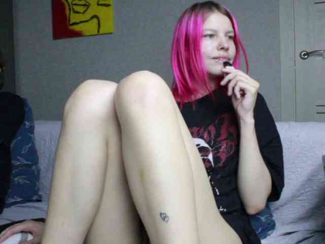 Kamala_Adele's chat room