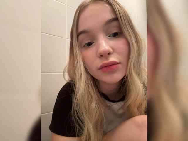 MimiMila's chat room