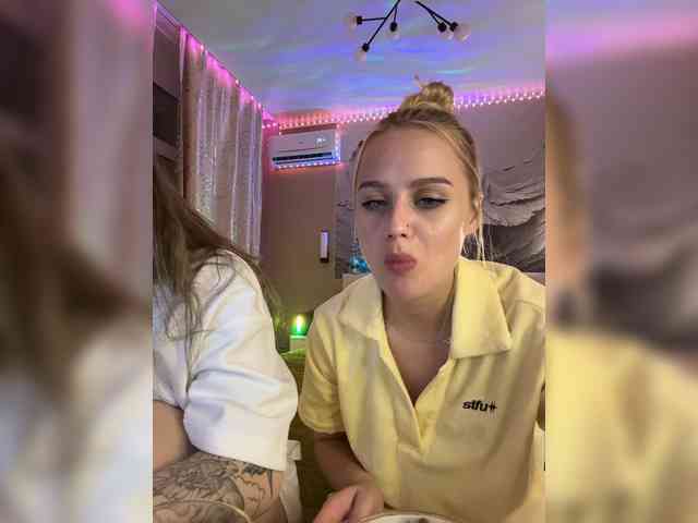 _Katrinka_'s chat room