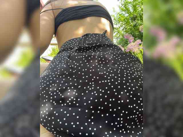 -SweetNatali-'s chat room