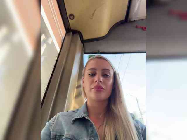 _Katrinka_'s chat room