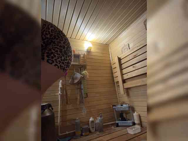 Anutka-chocolatee's chat room