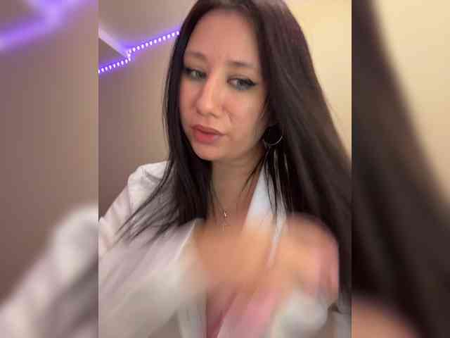-Lune's chat room