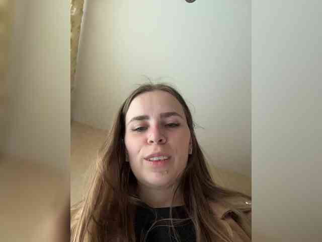 LolaSexxx's chat room