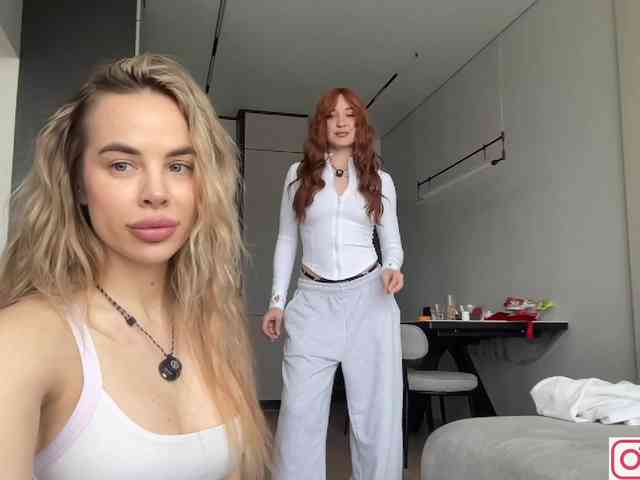 diffgirls1-1's chat room