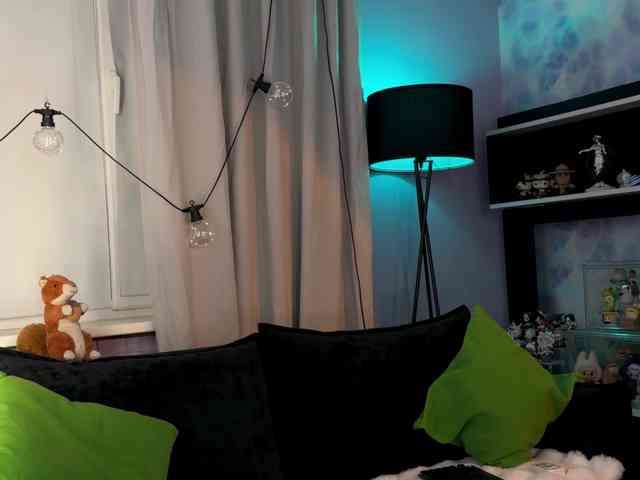Kira_Li_Lime's chat room