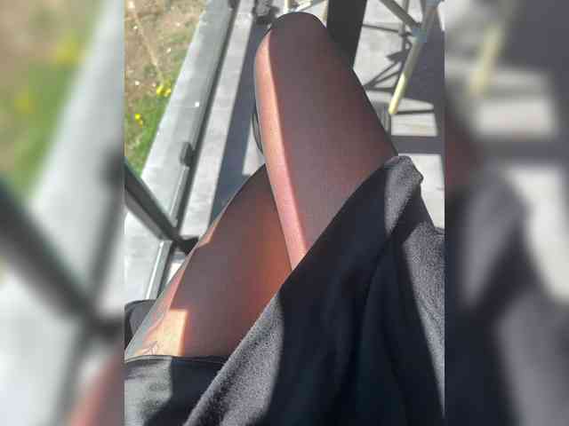 Marianna_'s chat room