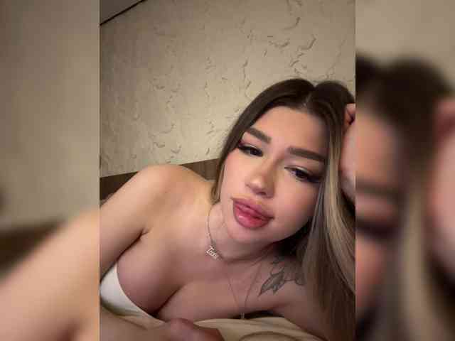 Pekkaboo's chat room