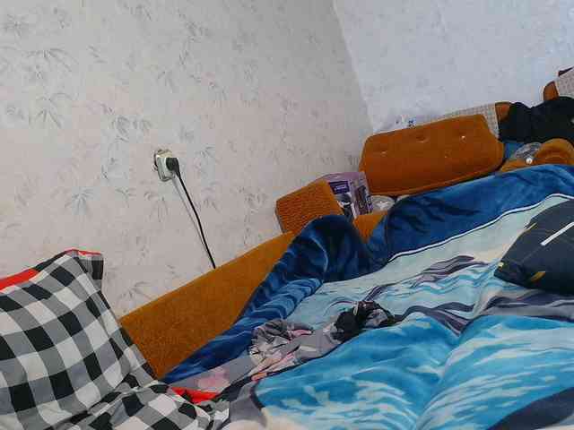 SexPara696969's chat room