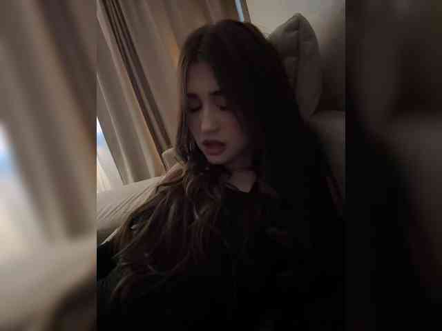 -ALLINA-'s chat room