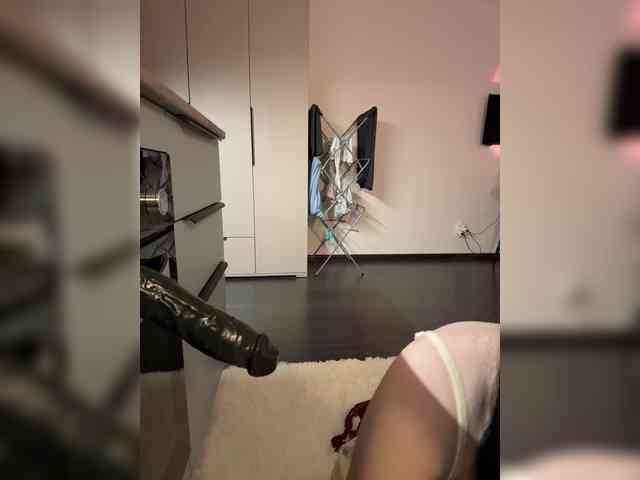 Businka13's chat room