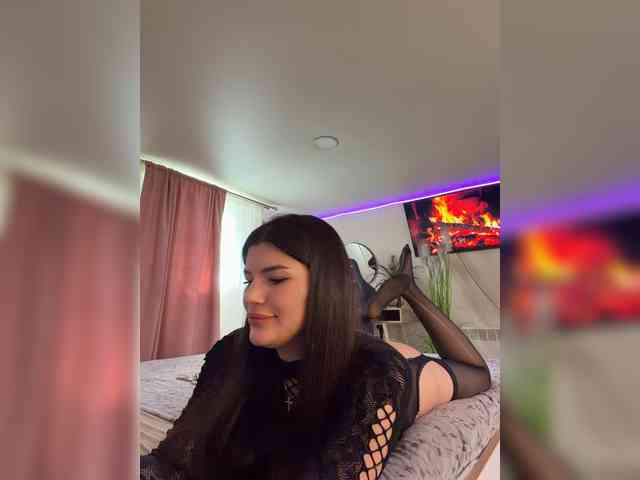 -MaybeBaby-'s chat room