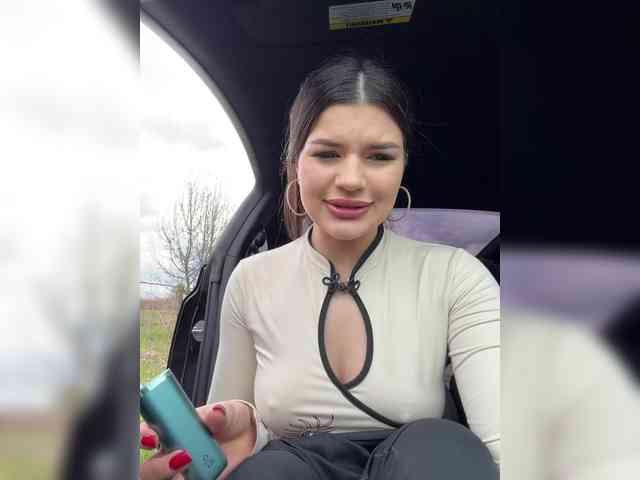 -MaybeBaby-'s chat room