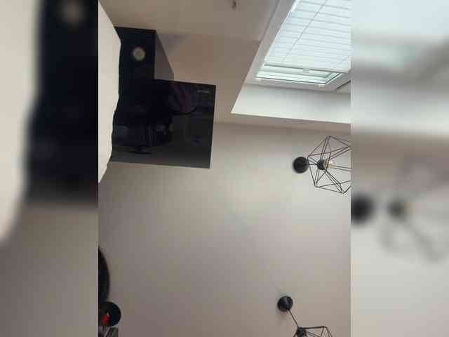 Taanni's chat room