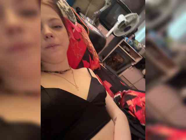 CherryBaby-1's chat room