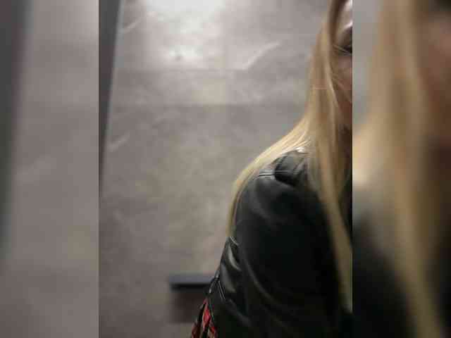 _Katrinka_'s chat room