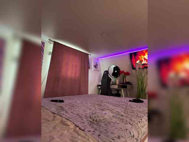 -MaybeBaby-'s chat room