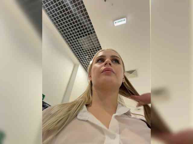_Katrinka_'s chat room