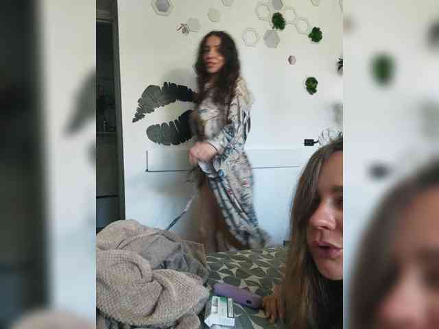 Bonne-Aurore's chat room