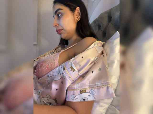 SallyeLeins's chat room