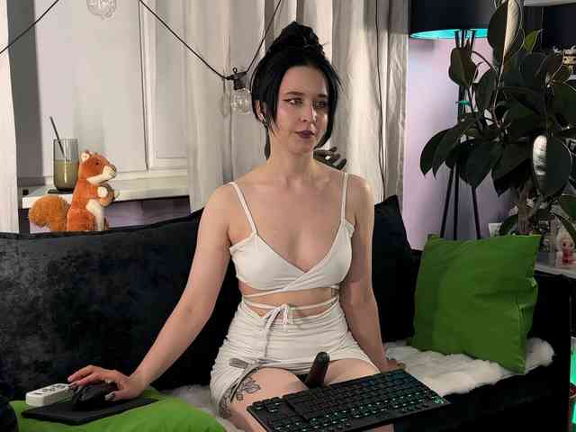 Kira_Li_Lime's chat room