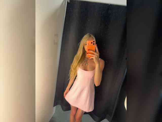Cristi-Candy's chat room